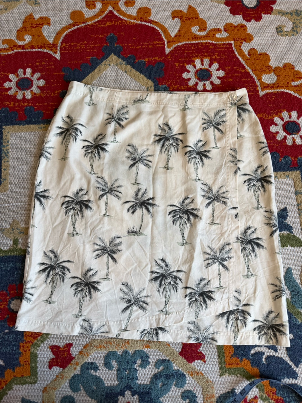 Palm-Print Mini Skirt in Cream and Black